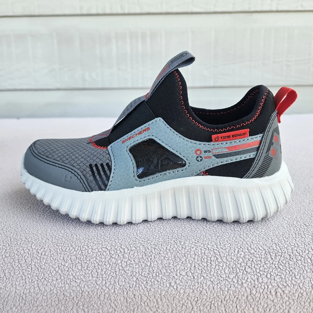 Skechers Depth Charge 2.0 Techno Pointz SZ 13 Kids Slip-On Sneaker Grey Black